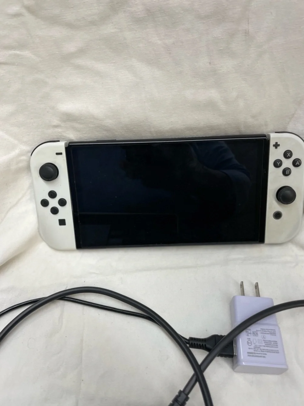 Nintendo switch White Gaming Console with Detachable Controllers/charging dock